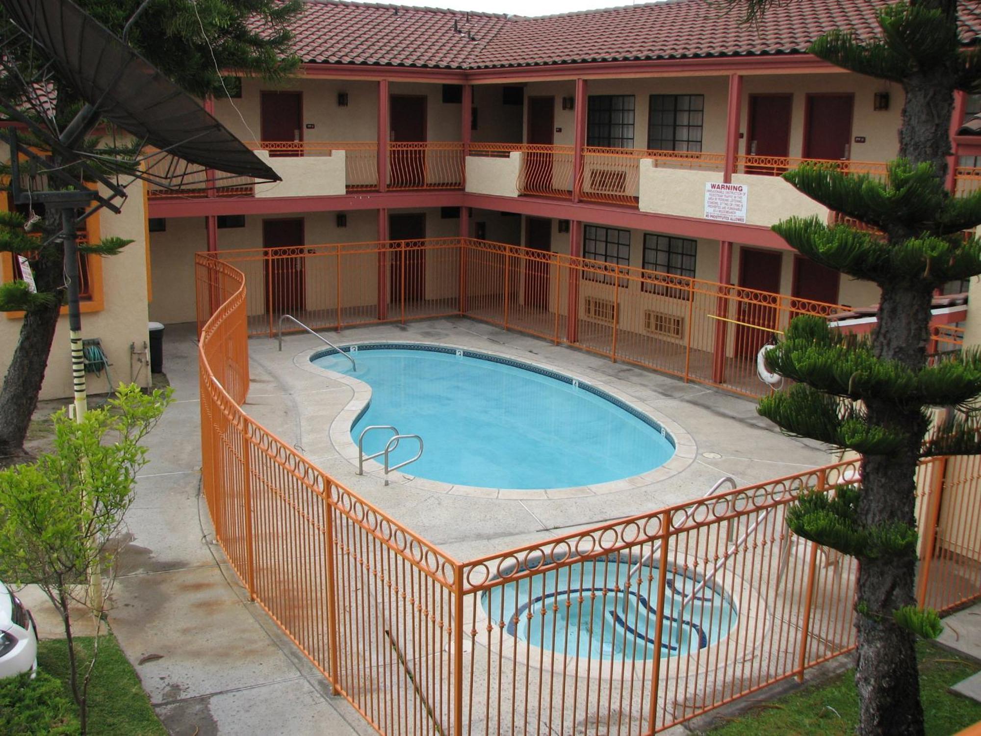 Best Inn Santa Ana Exterior foto